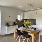 Mit Balkon By Interhome